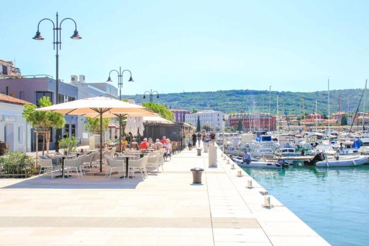 Lavanda Apartment Izola Buitenkant foto